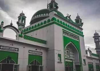 সম্বলের জামা মসজিদকে বিতর্কিত সৌধের তকমা দিল এলাহাবাদ হাইকোর্ট, আবারো শুনানি সোমবার।