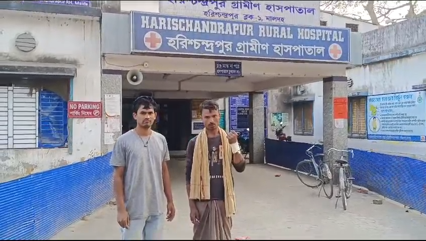 সিভিকদের দাদাগিরি! দাবীমতো টাকা না দেওয়ায় গাড়ি চালককে বেধড়ক মারধর’ ভাইরাল ভিডিও।