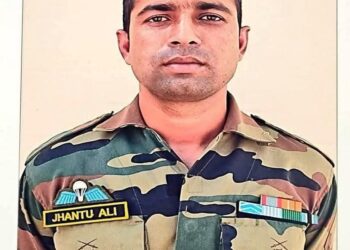 জঙ্গিদের গুলিতে নিহত নদিয়ার সেনা কমান্ডো ঝন্টু আলি শেখ, পহেলগাঁও কাণ্ডের পরে লড়াই উধমপুরে