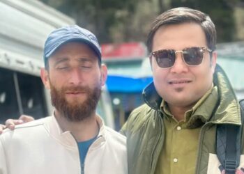 জঙ্গিদের মুখ থেকে বিজেপি নেতার স্ত্রী-সন্তানকে বাঁচান সেই আদিলের ভাই নাজাকাত।