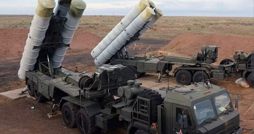 পুতিনের ‘গিফ্ট’ দিয়ে পাকিস্তানকে চুরমার করে দিল ভারত! ‘সুদর্শন’ S-400 ডিফেন্স সিস্টেম দেখে চিন্তায় চিনও